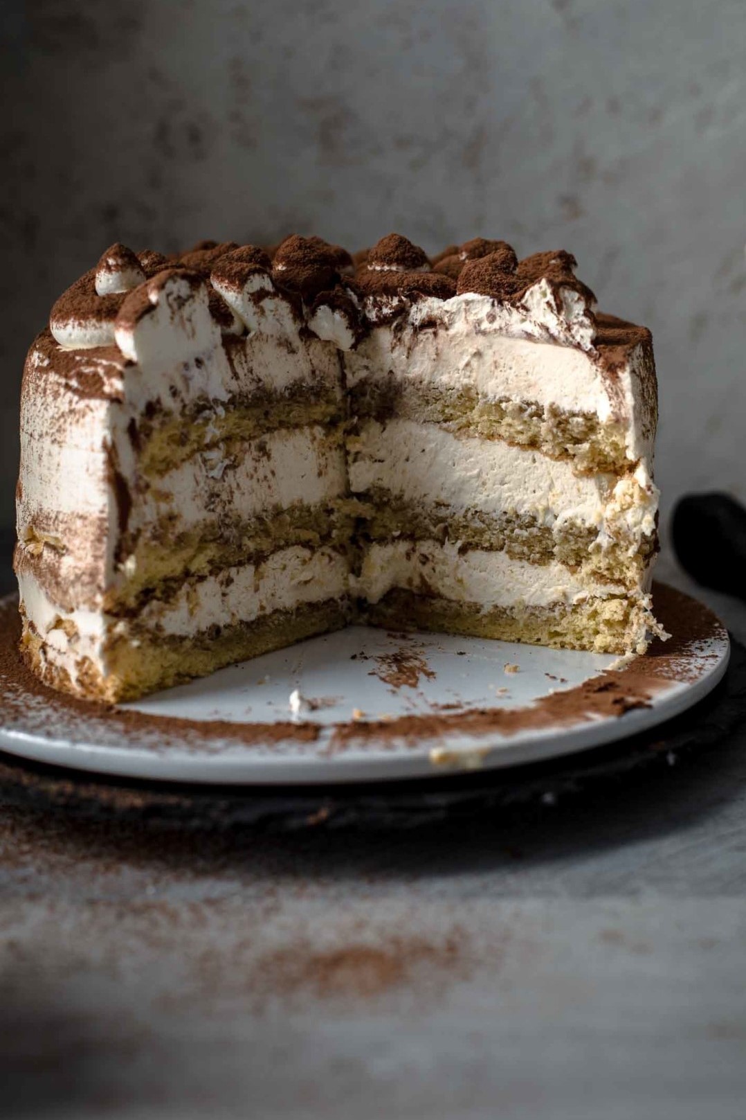 Tiramisu cake